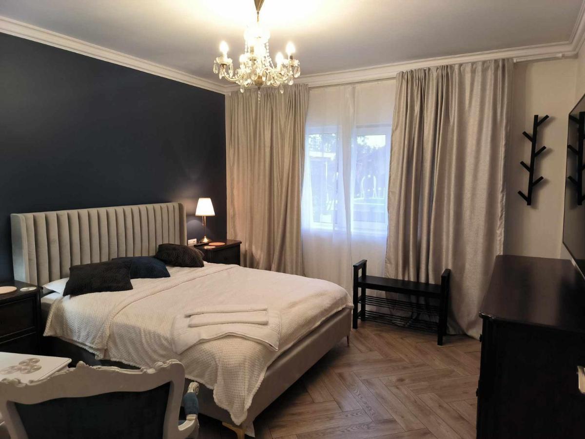 Luxury Airport Retreat Lägenhet Cluj-Napoca Exteriör bild