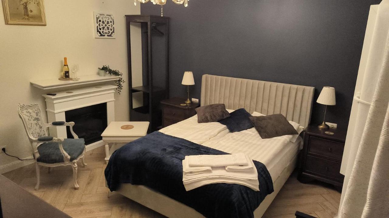 Luxury Airport Retreat Lägenhet Cluj-Napoca Exteriör bild